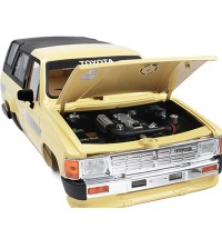 RC4WD Trail Finder 2 RTR Limited Edition 4WD 1/10 Scale Crawler Truck w/2.4GHz Radio & 1985 Toyota 4Runner Hard Body Set