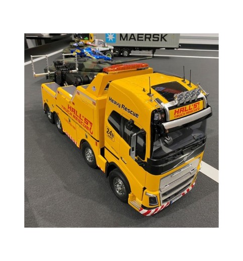 Tamiya 1/14 Volvo FH16 Globetrotter 750 8x4 Tow Truck Kit