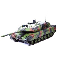 Tamiya Leopard 2 A6 "Full Option" 1/16 Radio Control Tank Kit